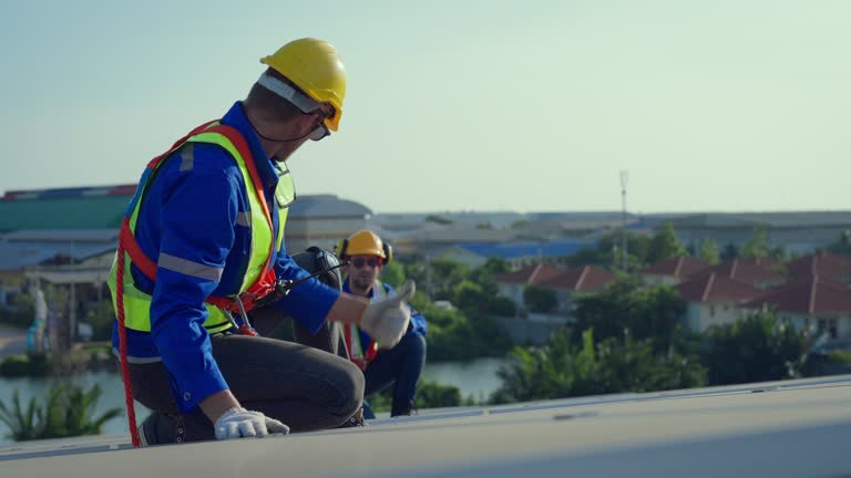 Best Roof Ventilation Installation  in Garrettsville, OH